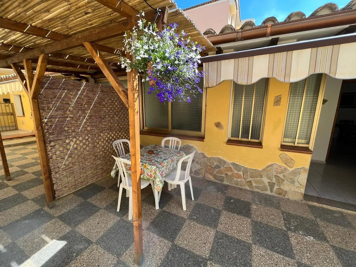 Appartamento Nassia 1 By La Via Del Mare Viaggi E Vacanze Villasimius Italy