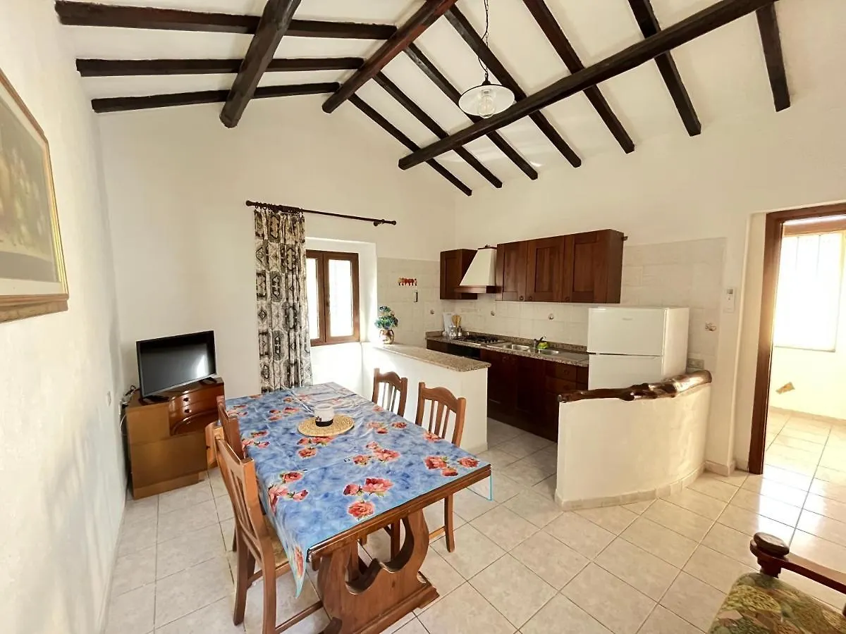 Appartamento Nassia 1 By La Via Del Mare Viaggi E Vacanze Villasimius Apartment