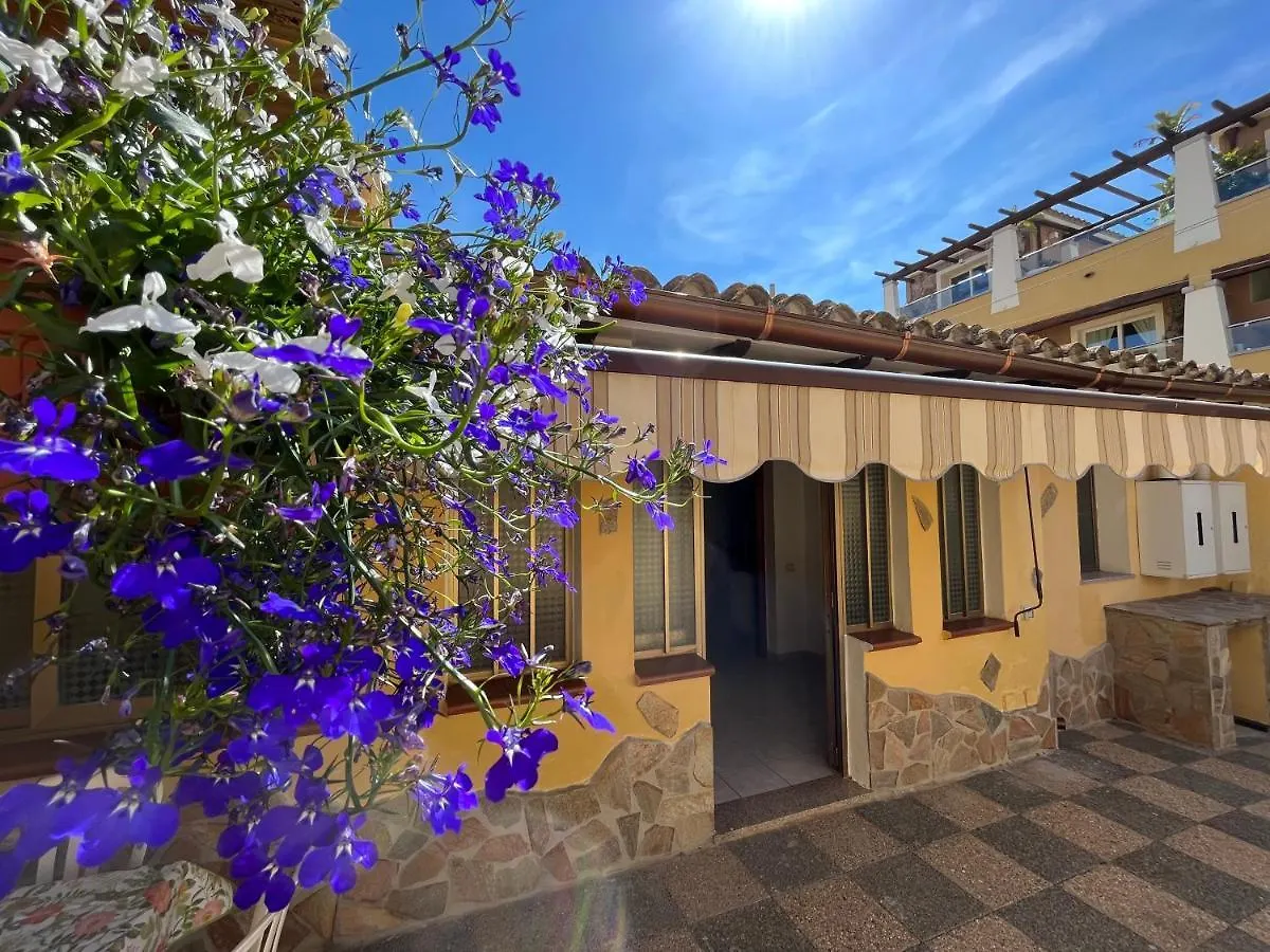 Appartamento Nassia 1 By La Via Del Mare Viaggi E Vacanze Villasimius
