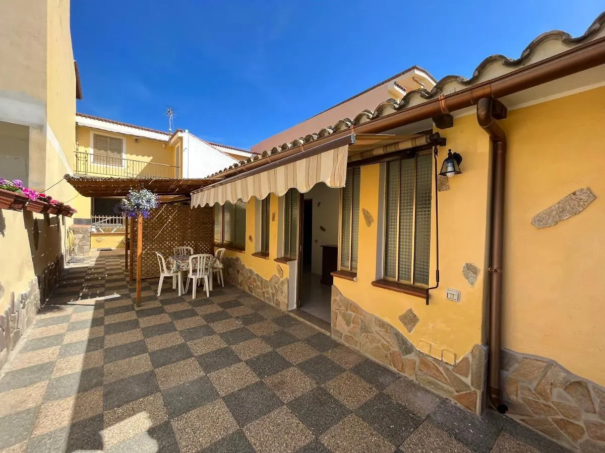 Appartamento Nassia 1 By La Via Del Mare Viaggi E Vacanze Villasimius 0*,