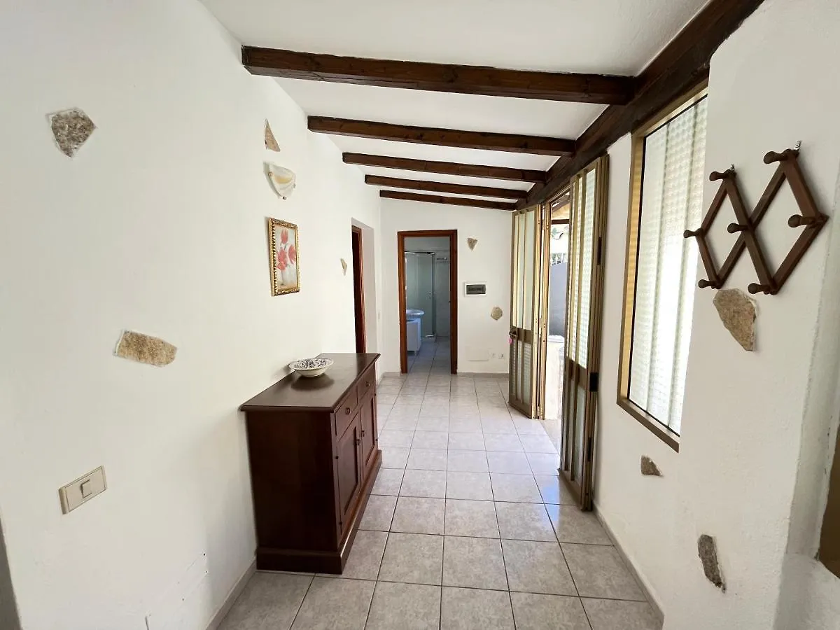 Apartment Appartamento Nassia 1 By La Via Del Mare Viaggi E Vacanze Villasimius