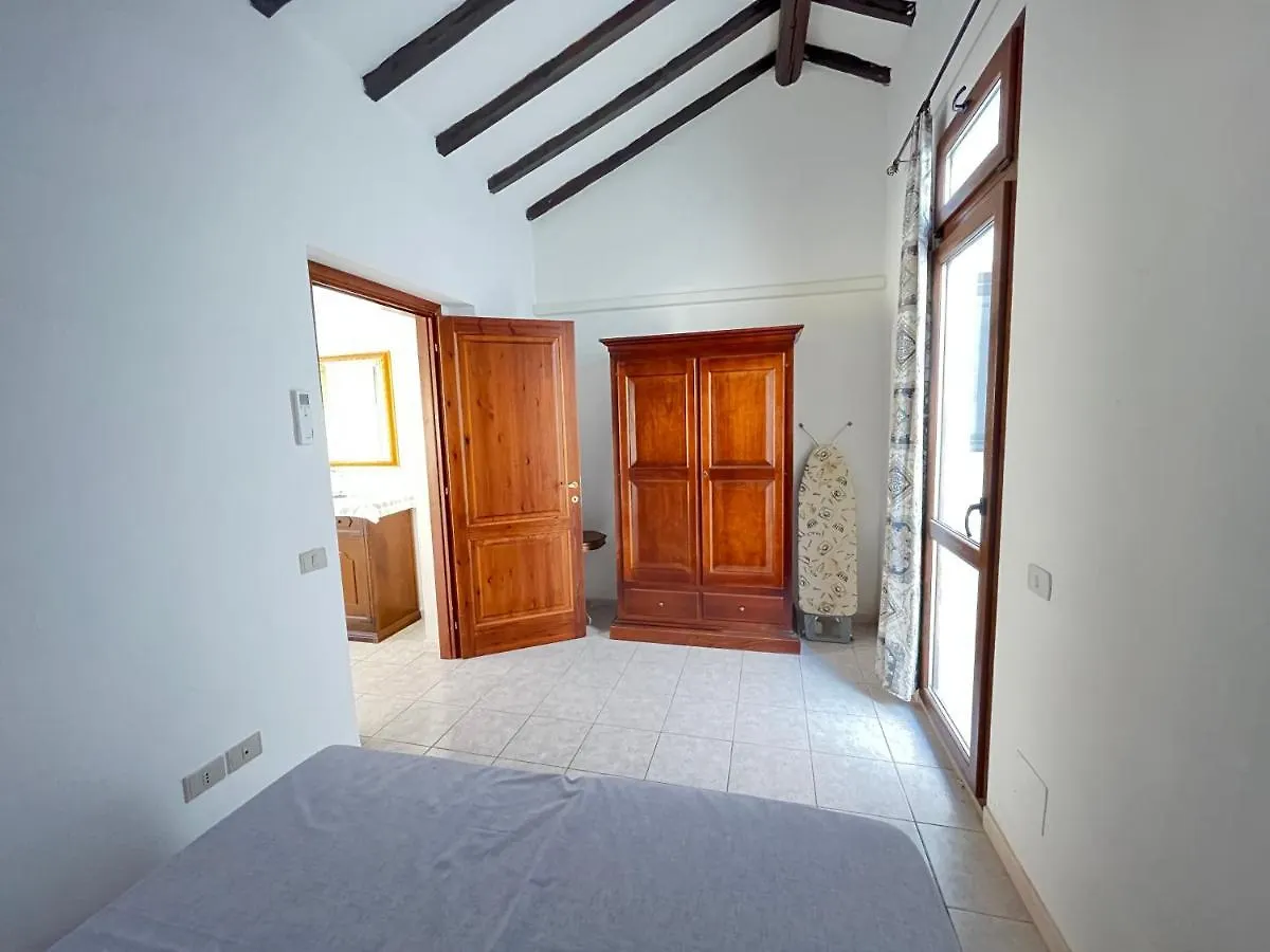 Appartamento Nassia 1 By La Via Del Mare Viaggi E Vacanze Villasimius Lägenhet